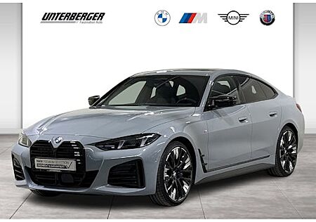 BMW 4er M440i xDrive Coupé A 2 Türen