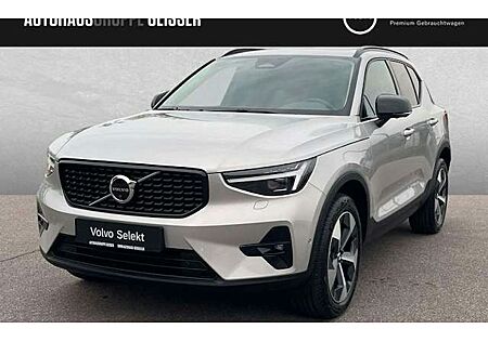 Volvo XC 40 B4 Plus Dark DCT 5 Türen