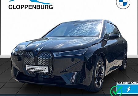 BMW iX 112kWh xDrive50 5 Türen