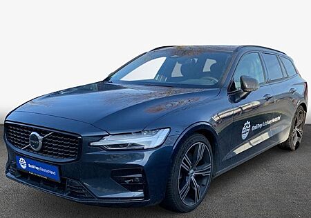 Volvo V60 B4 DCT Plus Dark 5 Türen