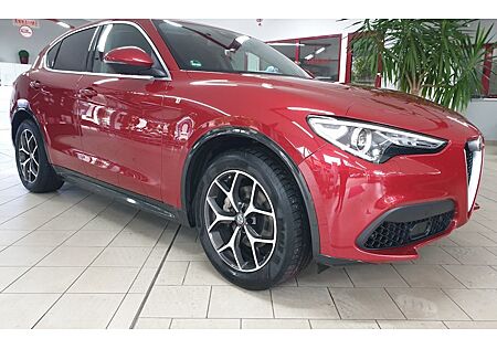 Alfa Romeo Stelvio 2.0 Turbo 16V 206kW Lusso Ti AT8-Q4 5 Türen