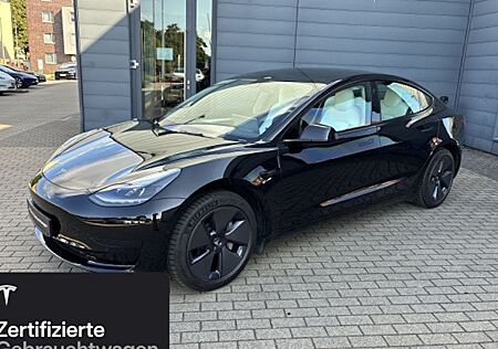 Tesla Model 3 Hinterradantrieb RWD 4 Türen