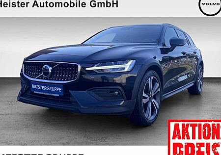Volvo V60 CC B4 D AWD Plus Auto 5 Türen