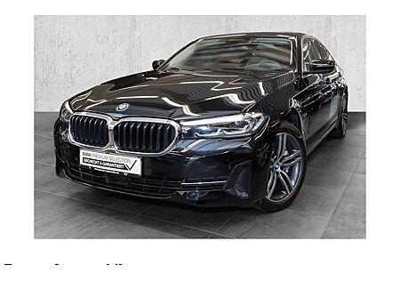 BMW 5er 530e 4 Türen