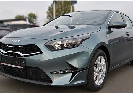 Kia Cee'd 1.0 T-GDI Vision 5 Türen