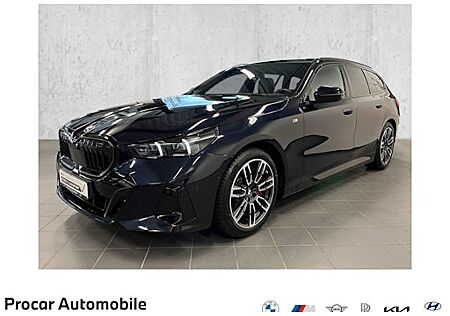 BMW 5er 530d xDrive Touring A 5 Türen