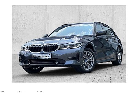 BMW 3er 320e xDrive Touring Sport Line Automatic 5 Türen