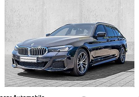 BMW 5er 520d xDrive Touring A 5 Türen