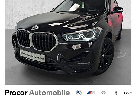 BMW X1 sDrive18i Sport Line 5 Türen