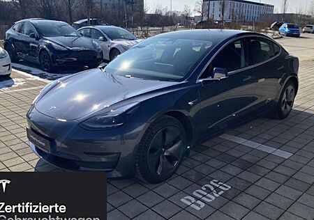 Tesla Model 3 Hinterradantrieb RWD 4 Türen