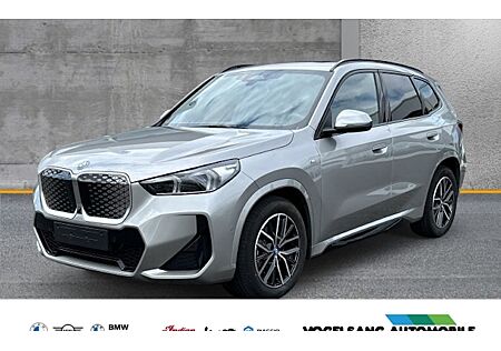 BMW iX1 eDrive20 5 Türen