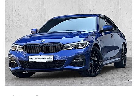 BMW 3er 330e M Sport Automatik 4 Türen