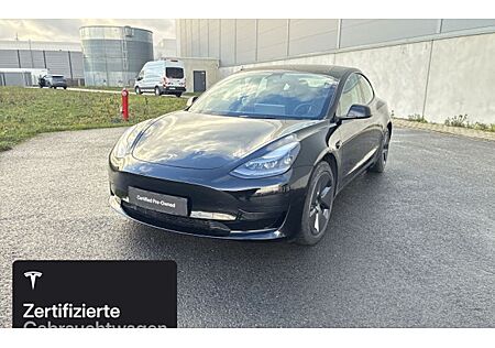 Tesla Model 3 Standard 4 Türen