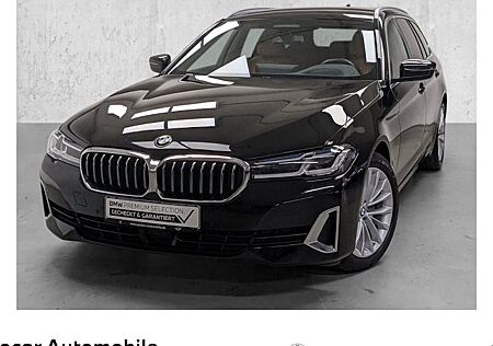 BMW 5er 520d xDrive Touring A 5 Türen