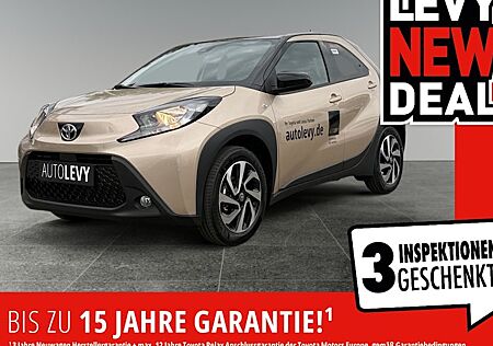 Toyota Aygo (X) Aygo (X) 1.0-l-VVT-i Play S-CVT 5 Türen