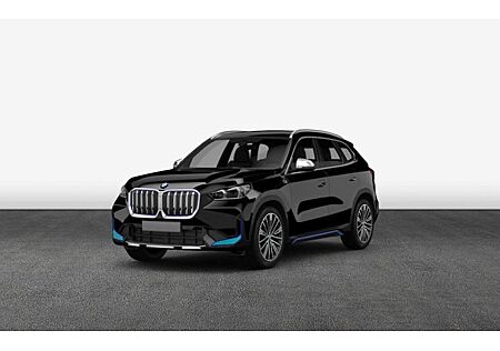 BMW iX1 xDrive30 5 Türen