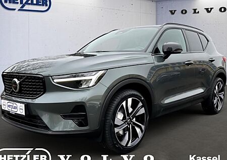 Volvo XC 40 B4 Plus Dark DCT 5 Türen