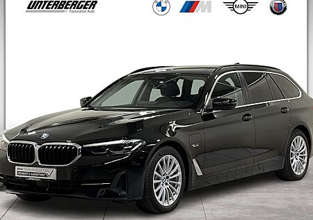 BMW 5er 530e xDrive Touring A 5 Türen
