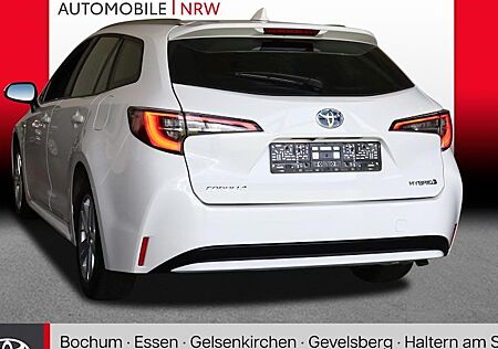 Toyota Auris Touring Sports 1,8 Hybrid Business Edition Touring Sp. 5 Türen