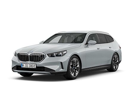 BMW i5 eDrive40 Touring 5 Türen
