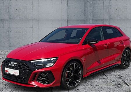Audi RS3 2.5 TFSI S tronic quattro Sportback 5 Türen