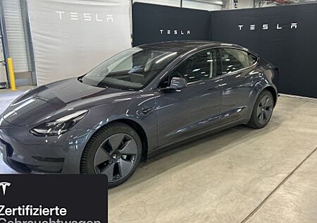 Tesla Model 3 Hinterradantrieb RWD 4 Türen