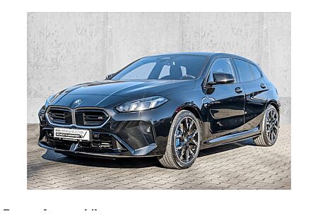 BMW 1er M135 xDrive A 5 Türen
