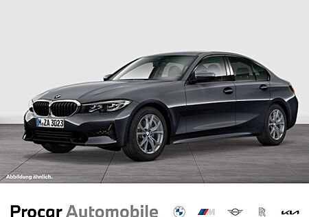 BMW 3er 320i Sport Line Automatik 4 Türen