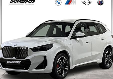 BMW iX1 eDrive20 5 Türen