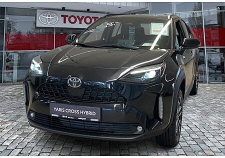 Toyota Yaris Cross 1,5-l-VVT-iE Teamplayer 5 Türen