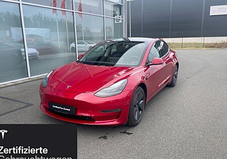 Tesla Model 3 Hinterradantrieb RWD Long Range 4 Türen