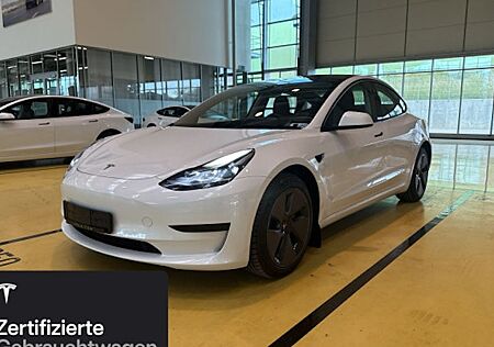 Tesla Model 3 Hinterradantrieb RWD 4 Türen