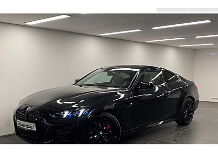 BMW 4er M440i xDrive Coupé A 2 Türen