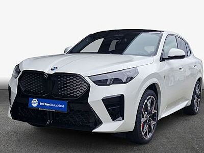 BMW iX2 xDrive30 5 Türen