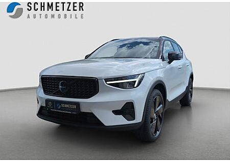 Volvo XC 40 B3 Plus Black Edition DCT 5 Türen
