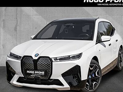 BMW iX M60 5 Türen