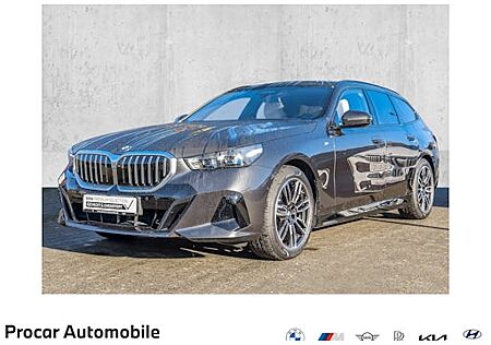 BMW 5er 520d xDrive Touring A 5 Türen