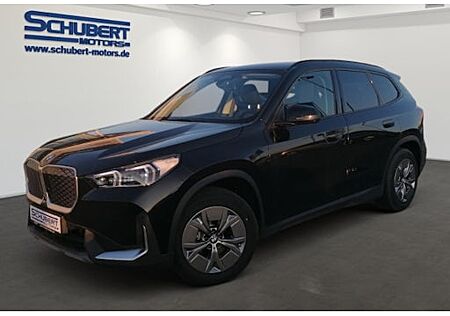 BMW iX1 eDrive20 5 Türen
