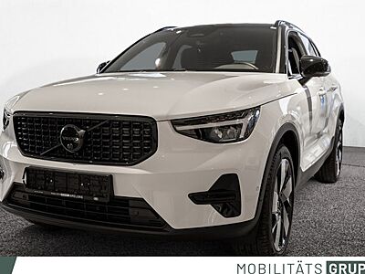 Volvo XC 40 B3 Black Edition Plus DCT 5 Türen