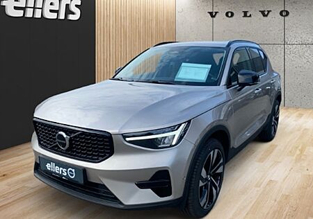 Volvo XC 40 B3 Plus Dark DCT 5 Türen