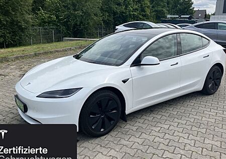 Tesla Model 3 Hinterradantrieb RWD Long Range 4 Türen