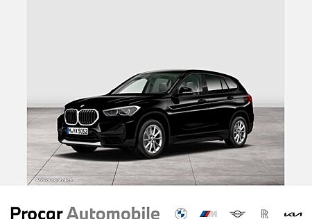 BMW X1 sDrive18i Advantage 5 Türen