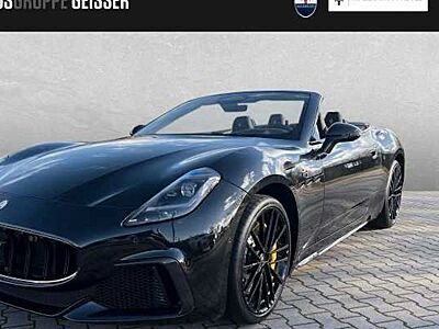 Maserati GranCabrio 3.0 V6 405kW Trofeo Auto AWD 2 Türen
