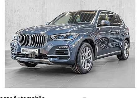 BMW X5 xDrive40i 5 Türen