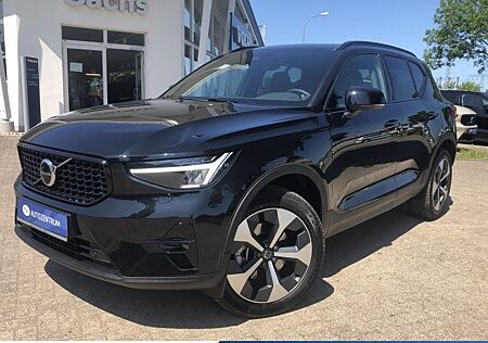 Volvo XC 40 B3 Plus Dark DCT 5 Türen