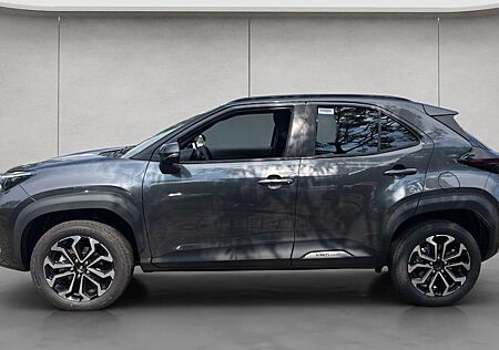 Toyota Yaris Cross 1,5-l-VVT-iE Allrad Teamplayer 5 Türen
