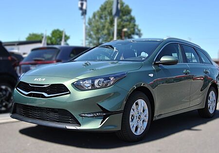 Kia Cee'd Sportswagon 1.5 T-GDI DCT Vision Sportswagon 5 Türen