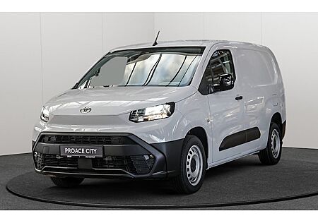 Toyota Pro Ace 1,5-l-D-4D 75kW L2 Meister 4 Türen