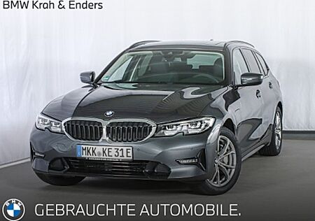 BMW 3er 330e xDrive Touring Sport Line Automatic 5 Türen