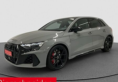 Audi RS3 2.5 TFSI S tronic quattro Sportback 5 Türen